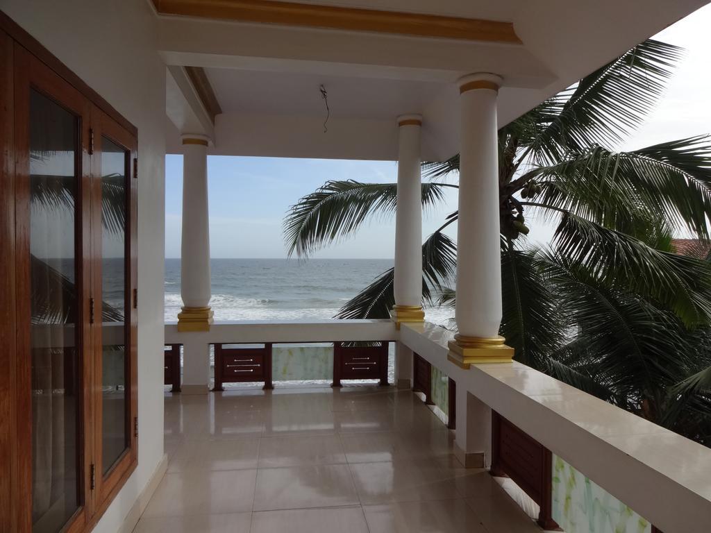 Hotel Sea View Palace - The Beach Hotel Kovalam Esterno foto