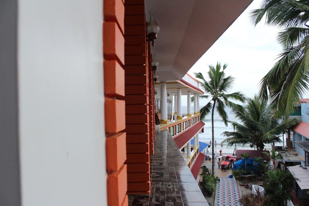 Hotel Sea View Palace - The Beach Hotel Kovalam Esterno foto
