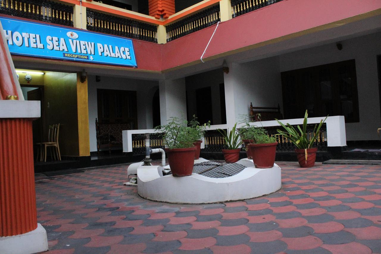 Hotel Sea View Palace - The Beach Hotel Kovalam Esterno foto